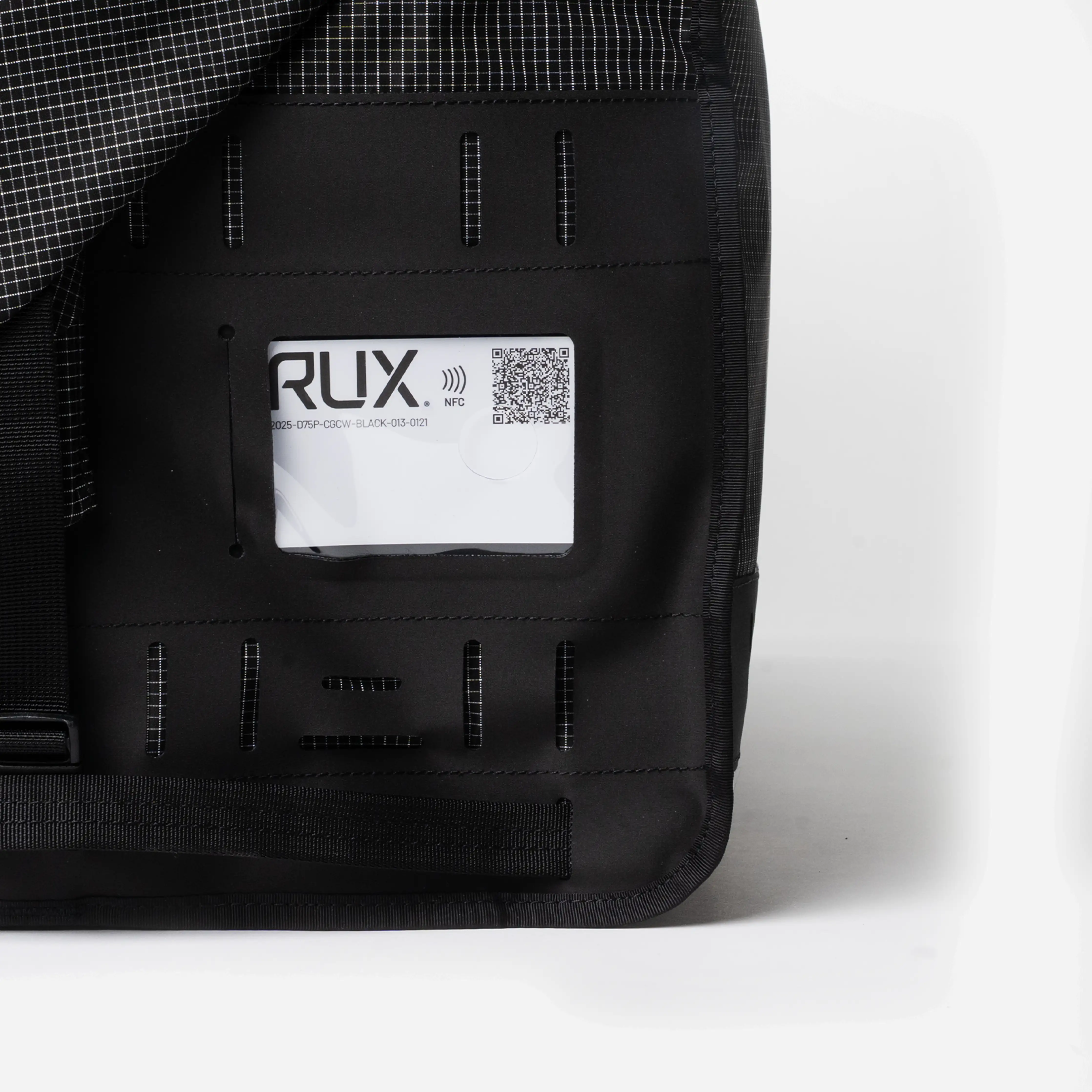 RUX Duffel Box 75L - Black - Image 11