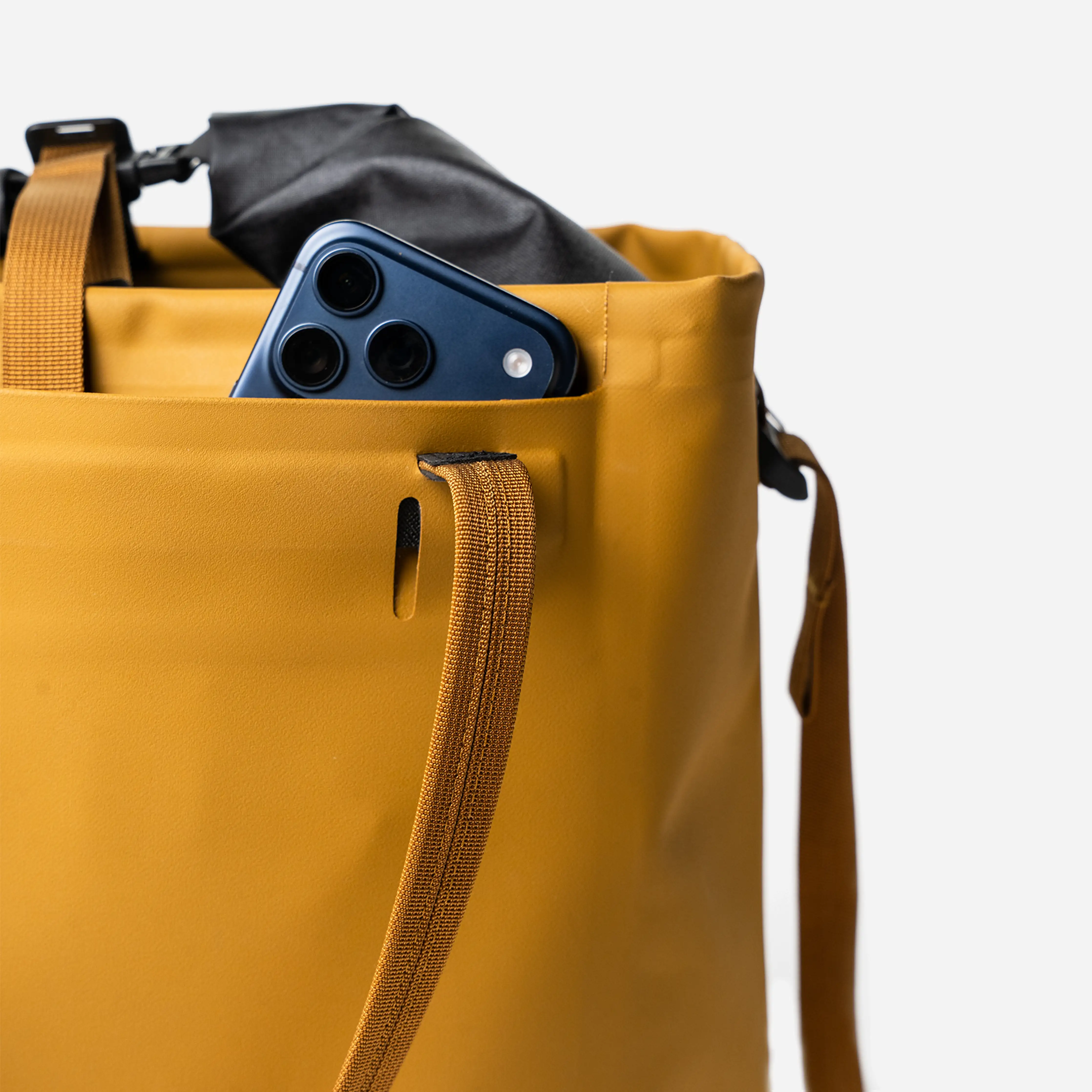RUX Waterproof Tote Bag 15L - Image 15