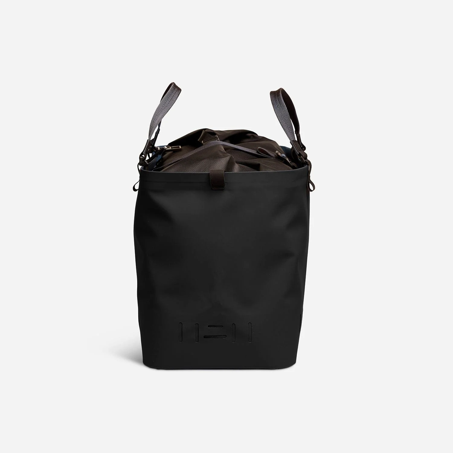 Waterproof Bag 25L+ - Image 6